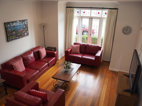 Beechwood Apartment - Foster Accommodation 14