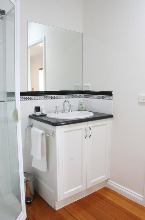 Beechwood Apartment - Foster Accommodation 7