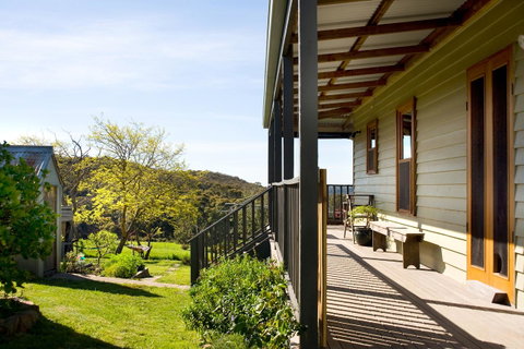 Cabrito - Foster Accommodation 1