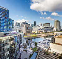 Dockland Kings Lucky 805 - Foster Accommodation