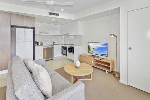 Aquarius Kawana - Foster Accommodation 30