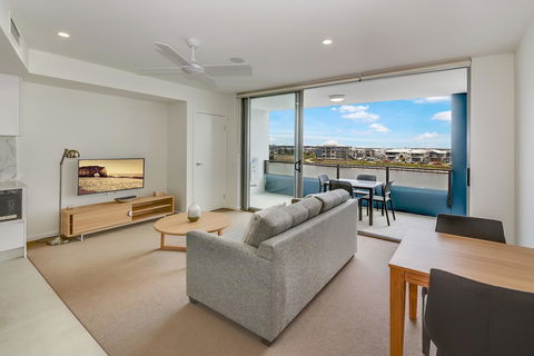 Aquarius Kawana - Foster Accommodation 28