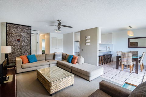 Sunseeker Holiday Apartments - Foster Accommodation 34