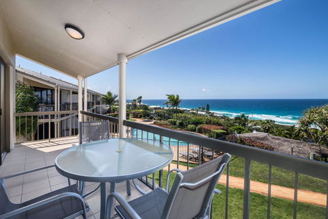 Sunseeker Holiday Apartments - Foster Accommodation 24