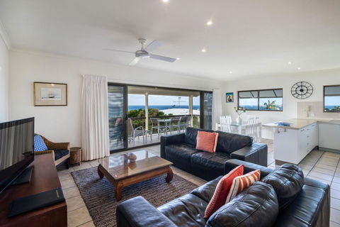 Sunseeker Holiday Apartments - Foster Accommodation 22