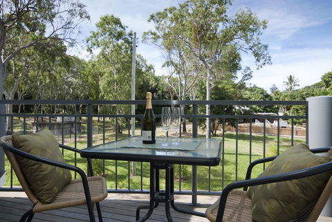 Woodville Beach Townhouse 6 - Foster Accommodation 10