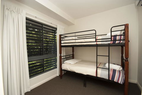 Woodville Beach Townhouse 6 - Foster Accommodation 1