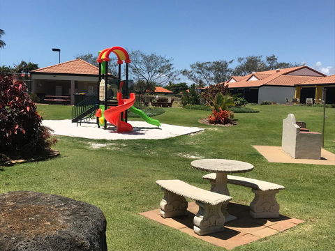 Coral Cove Resort - Foster Accommodation 1