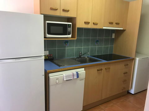 Coral Cove Resort - Foster Accommodation 2