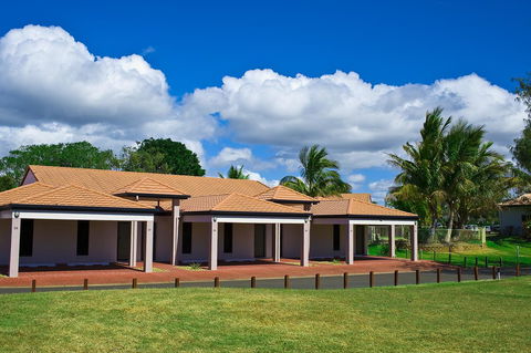 Coral Cove Resort - Foster Accommodation 13