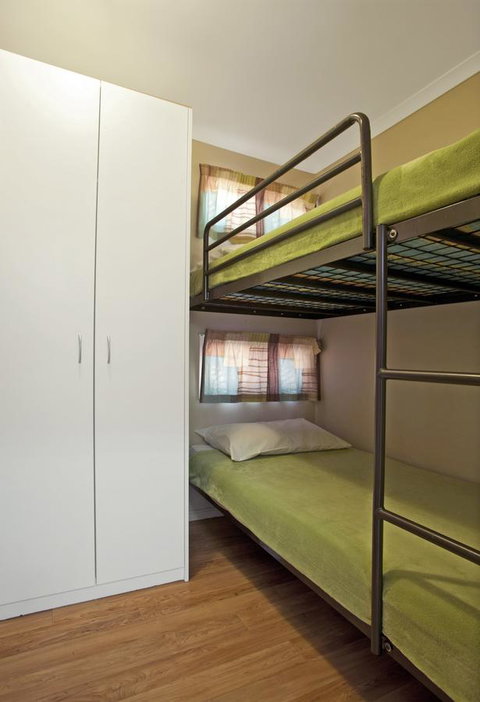 Captain Cook Holiday Village 1770 - Foster Accommodation 19