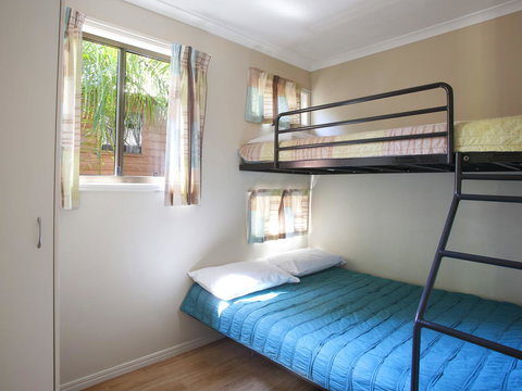 Captain Cook Holiday Village 1770 - Foster Accommodation 12