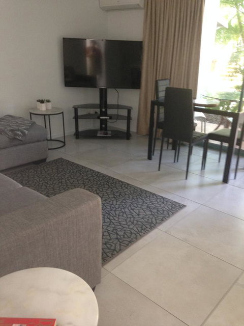 Chez Noosa Resort Motel - Foster Accommodation 6