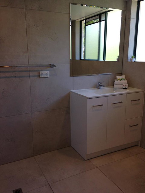 Chez Noosa Resort Motel - Foster Accommodation 11