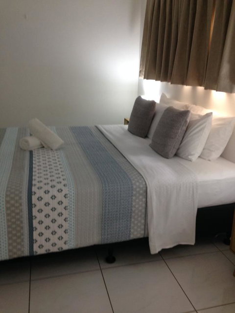 Chez Noosa Resort Motel - Foster Accommodation 27