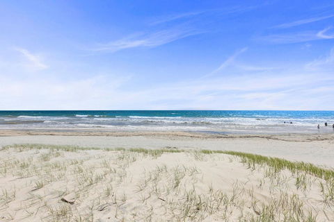 Coloured Sands - Rainbow Beach Resort - 5 Mins To Beach - Foster Accommodation 24
