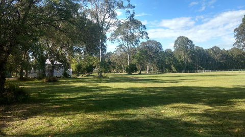 Lake Weyba Noosa Lodge & Kangaroos - Foster Accommodation 32
