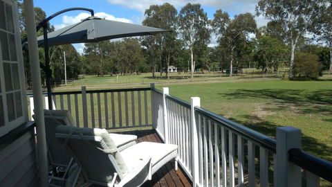 Lake Weyba Noosa Lodge & Kangaroos - Foster Accommodation 17