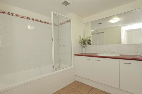 The Mirage Resort Alexandra Headland - Foster Accommodation 24
