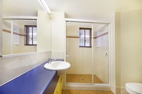 Whale Watch Ocean Beach Resort - Foster Accommodation 5