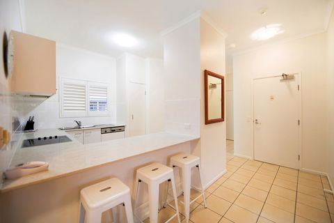 Whale Watch Ocean Beach Resort - Foster Accommodation 9