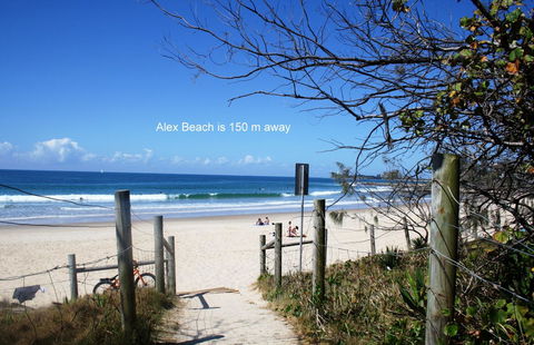 Alex Beach Cabins And Tourist Park - Foster Accommodation 16