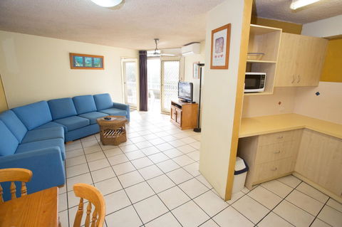 Northpoint Holiday Apartments - Foster Accommodation 7