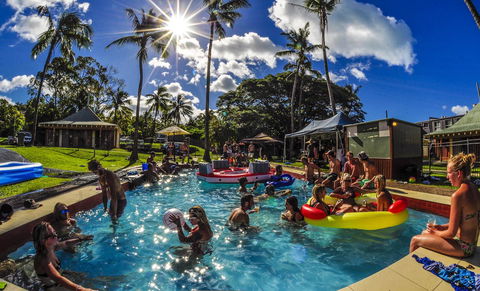 Nomads Airlie Beach - Foster Accommodation 15
