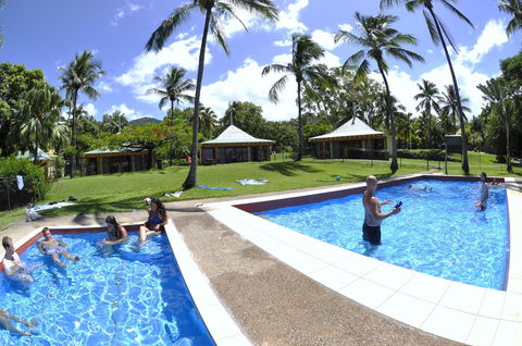 Nomads Airlie Beach - Foster Accommodation 26