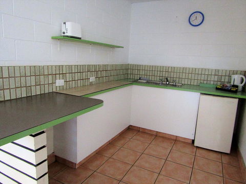 Nomads Airlie Beach - Foster Accommodation 32