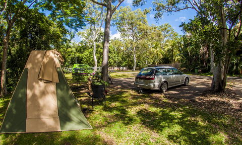 Nomads Airlie Beach - Foster Accommodation 40