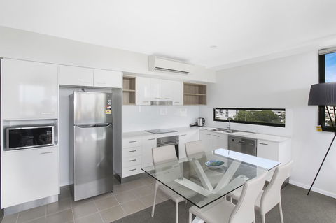 Direct Collective - Sea Breeze Mooloolaba - Foster Accommodation 28