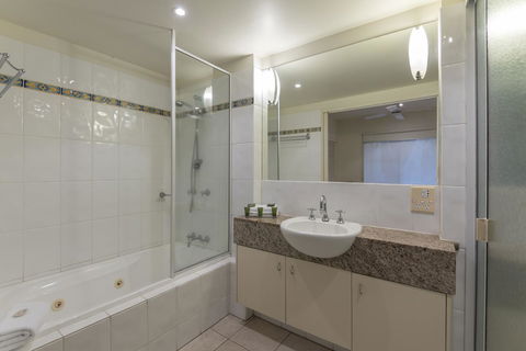 Mowbray By The Sea - Foster Accommodation 6