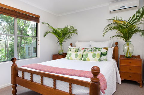 Jolly Roger's Beach House - Foster Accommodation 9