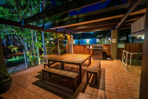 Paradise On The Beach Resort - Foster Accommodation 17