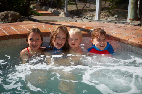 The Islander Noosa Resort - Foster Accommodation 13