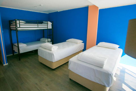 Rainbow Bay Backpackers - Foster Accommodation 10