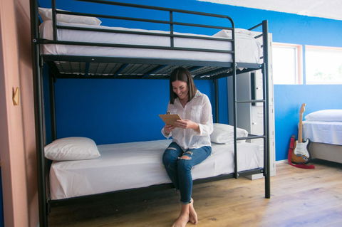 Rainbow Bay Backpackers - Foster Accommodation 16