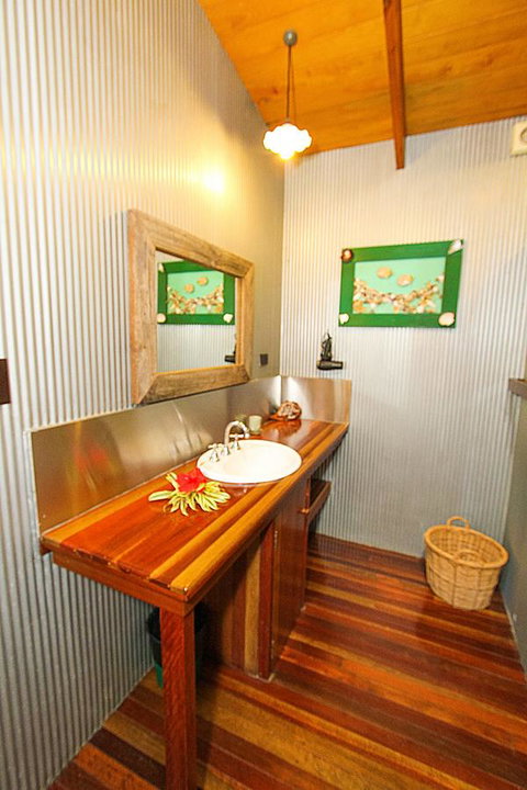 1770 Beach Shacks - Foster Accommodation 8