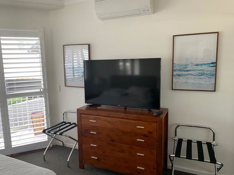 Riverside - Foster Accommodation 8