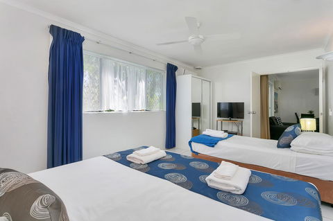 Agincourt Beachfront Apartments - Foster Accommodation 16