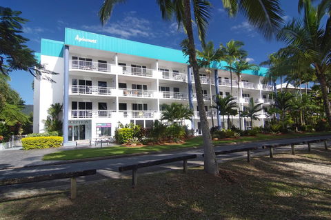 Agincourt Beachfront Apartments - Foster Accommodation 1