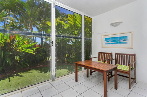 Agincourt Beachfront Apartments - Foster Accommodation 13