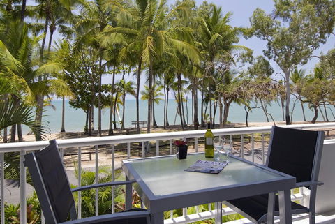 Agincourt Beachfront Apartments - Foster Accommodation 17