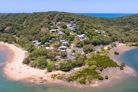 Sunset Cabins 1770 - Foster Accommodation 1