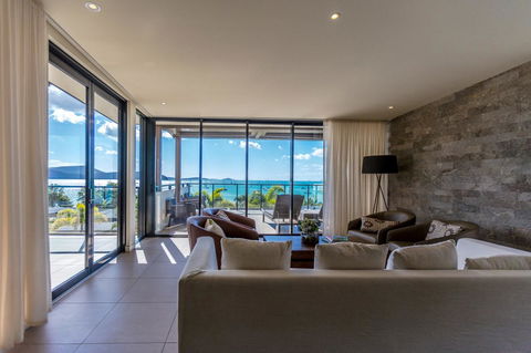 Mirage Whitsundays - Foster Accommodation 22