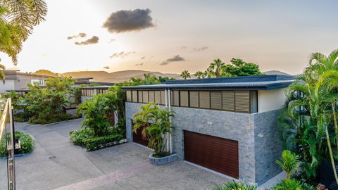 Mirage Whitsundays - Foster Accommodation 2
