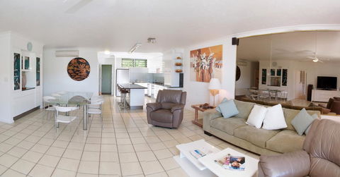 Poinciana 112 - Foster Accommodation 14