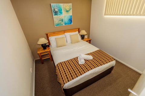 Grand Palais Boolarong Beachside Apartments - Foster Accommodation 13