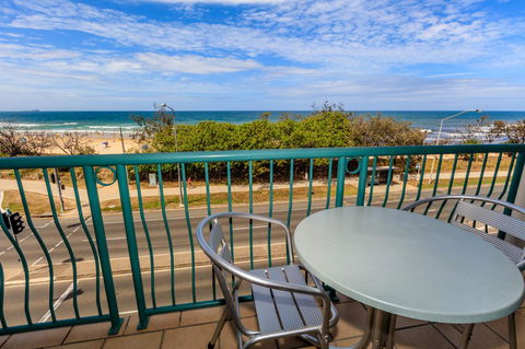 Grand Palais Boolarong Beachside Apartments - Foster Accommodation 30